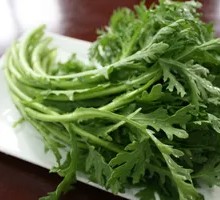 Chinese chrysanthemum greens