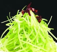 Cold-mixed lettuce strips