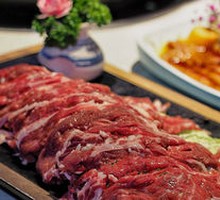 Fresh-cut Wagyu Strip
