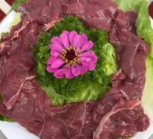 Premium Knife-Sharp Tender Beef