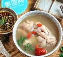 Braised Pig's Feet
