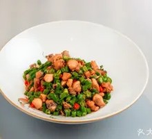 Spicy Green Pepper Chicken