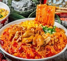 Stewed Intestines with Rice Noodles