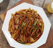 Xinjiang Squid Fried Rice Noodles
