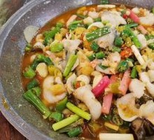 Litsea Cubeba and Pickled Chili Fish