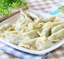 Fresh Pork and Chive Dumplings