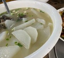 Radish and Ox Tail Soup