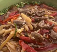 Spicy Pepper Beef Noodles