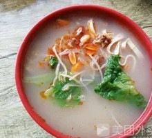 Clear Broth Fried Egg Noodles