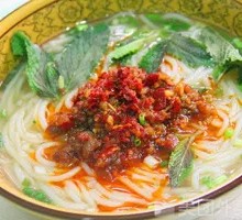 Clear Soup Mixed Sauce Rice Noodles