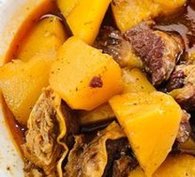 Beef Stewed with Potatoes