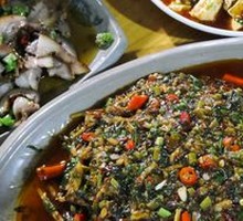 Bamboo Shoot and Crucian Carp