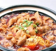 Braised Pork Intestines in Clay Pot