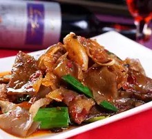 Stewed Sweet Potato Skin with Pork