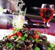 Fresh Pepper and Minced Pork