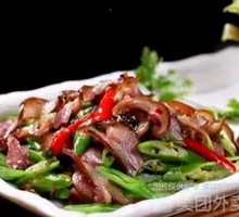 Stir-Fried Bell Pepper with Pork Tongue
