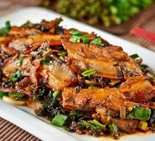 Salted Vegetable Stir-fried Pork