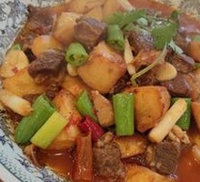Braised Beef Brisket with Potatoes