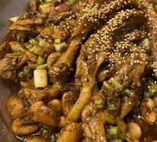 Signature Glutinous Rice Duck Feet
