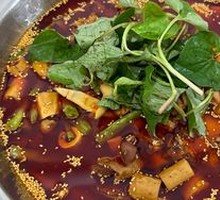 Stewed Rabbit in Yellow Sauce