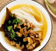Bamboo Shoot Noodles