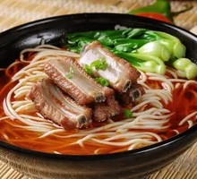 Braised Pork Rib Noodles