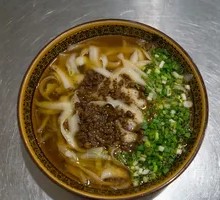 杂酱刀削面