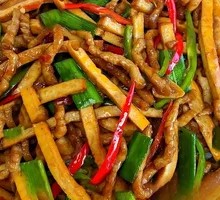 Fried Tofu with Shredded Pork
