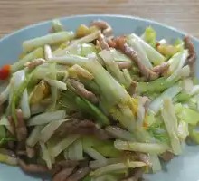 Leek and Pork Rice Bowl