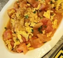 Tomato and Egg Stir-Fry