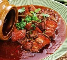 Old Jar Braised Pork Belly