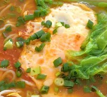 Tomato and Egg Rice Noodles