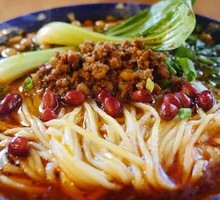 Red Sauce Mixed Noodles