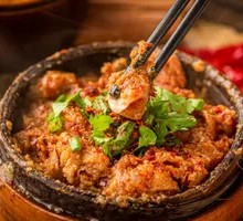 Steamed Pork Intestines with Rice Flour