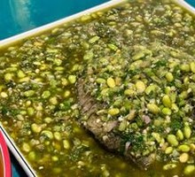 Green Bean and Crucian Carp Stew