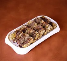Wild Vegetable Glutinous Rice Dumplings