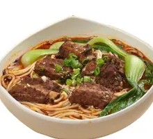 Shredded Pork with Mushroom Noodles