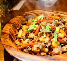 Wild Seasoning Mushroom Stir-Fried Chicken
