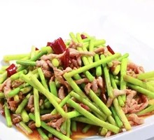 Stir-fried shredded pork with garlic shoots