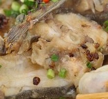 Braised Fish in Clay Pot