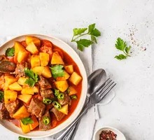 Beef Stewed with Potatoes