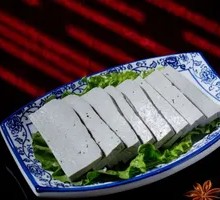 石墨黑豆腐花