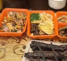 Spicy Chicken Feet with Chili Husk