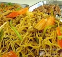Beef and Mushroom Stir-Fried Noodles