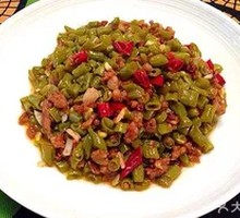 Sour Beans with Pork Dices