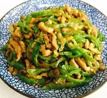 Green Pepper and Pork Stir-fry