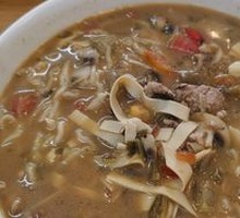 Snow Cabbage Mushroom Pork Noodles