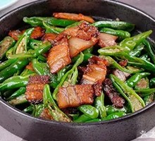 Quzhou Stir-Fried Pork with Green Pepper