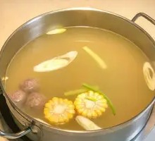 Beef Bone Boiled Clear Soup Pot