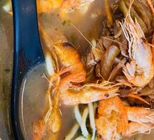 Shrimp and Beef Noodles